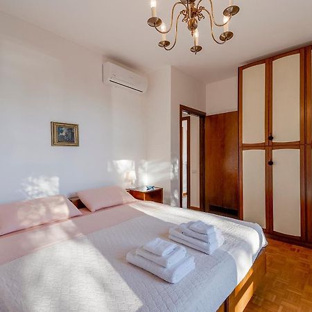 Portosole Attic - With Terrace And Private Parking Leilighet Sanremo Eksteriør bilde