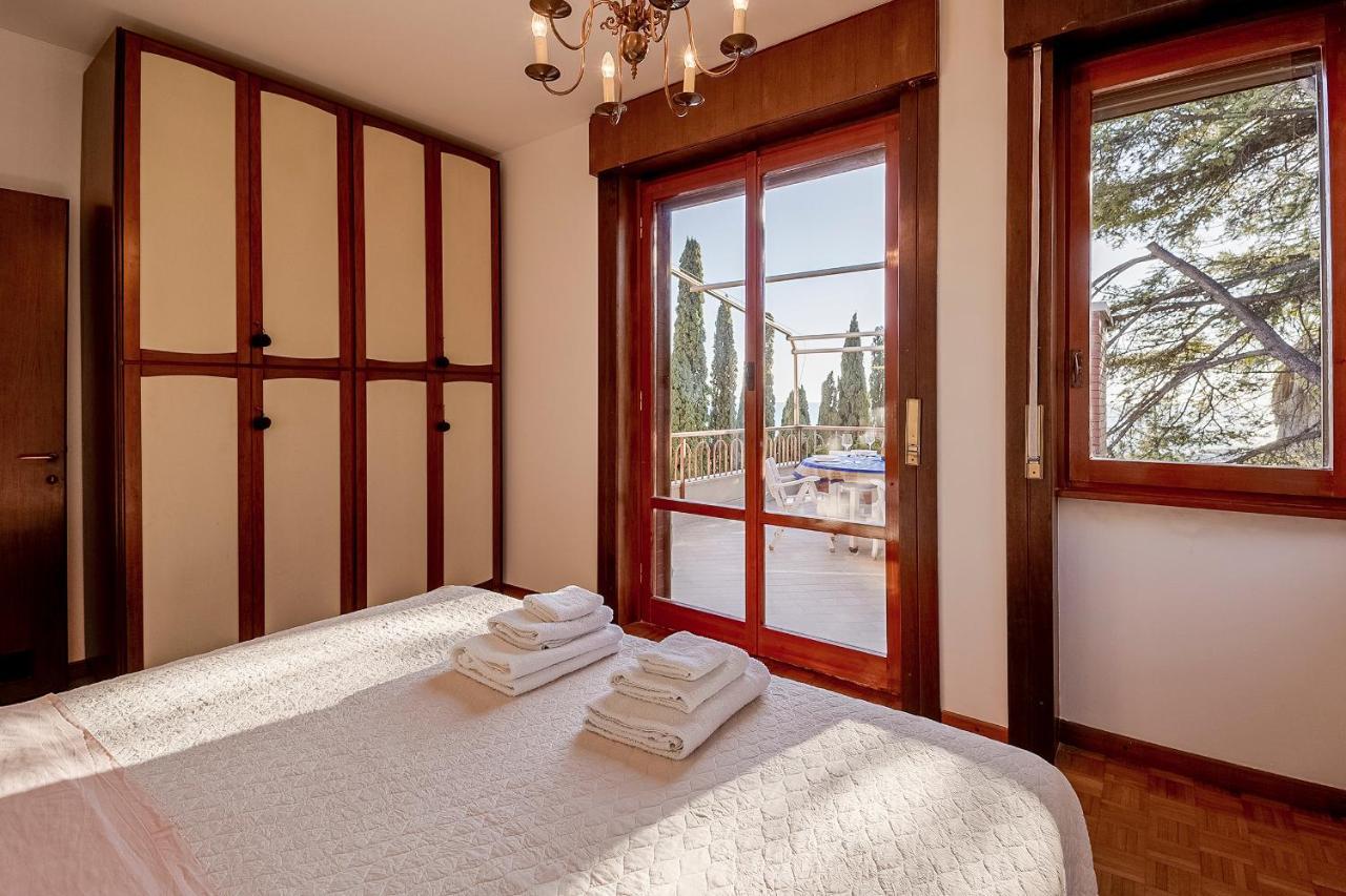 Portosole Attic - With Terrace And Private Parking Leilighet Sanremo Eksteriør bilde